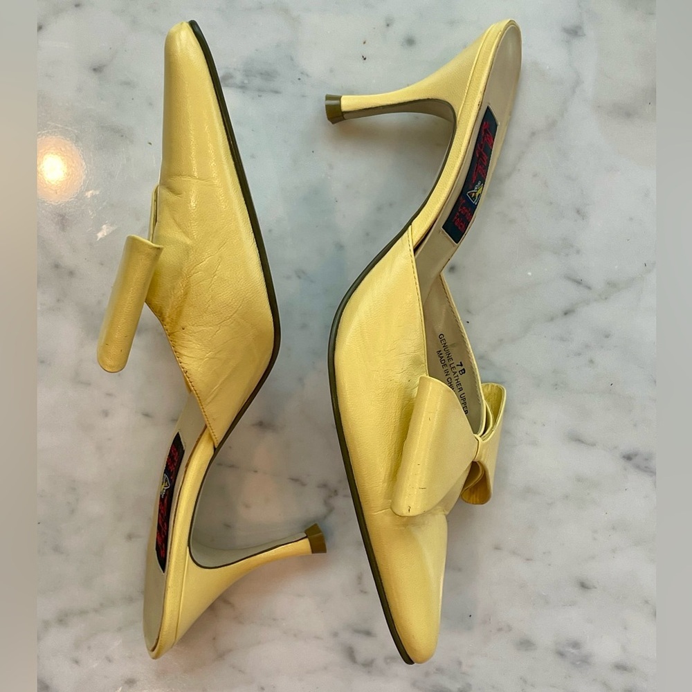 Carlos Falchi leather stiletto mules with bows in butter yellow, 7B, EUC - Picture 10 of 13
